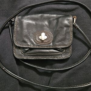 Fossil Black Leather Crossbody with Contrast Stitching and Turn-Lock